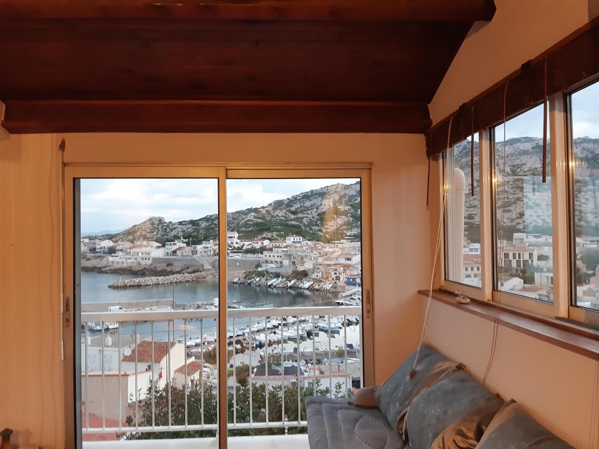 Cabanon Vue Mer Et Calanques Les Goudes Марсилия Екстериор снимка