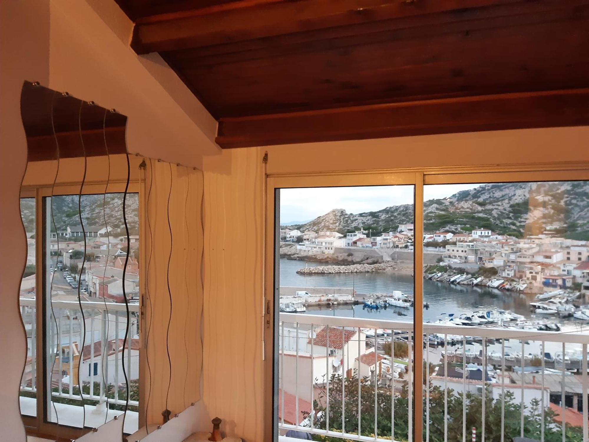 Cabanon Vue Mer Et Calanques Les Goudes Марсилия Екстериор снимка