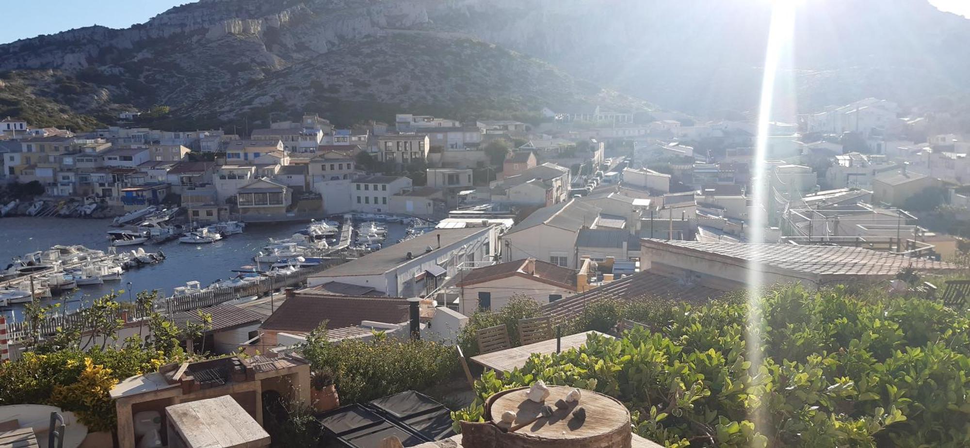 Cabanon Vue Mer Et Calanques Les Goudes Марсилия Екстериор снимка